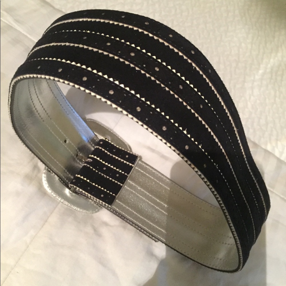 Belt/Escada - Picture 3 of 5